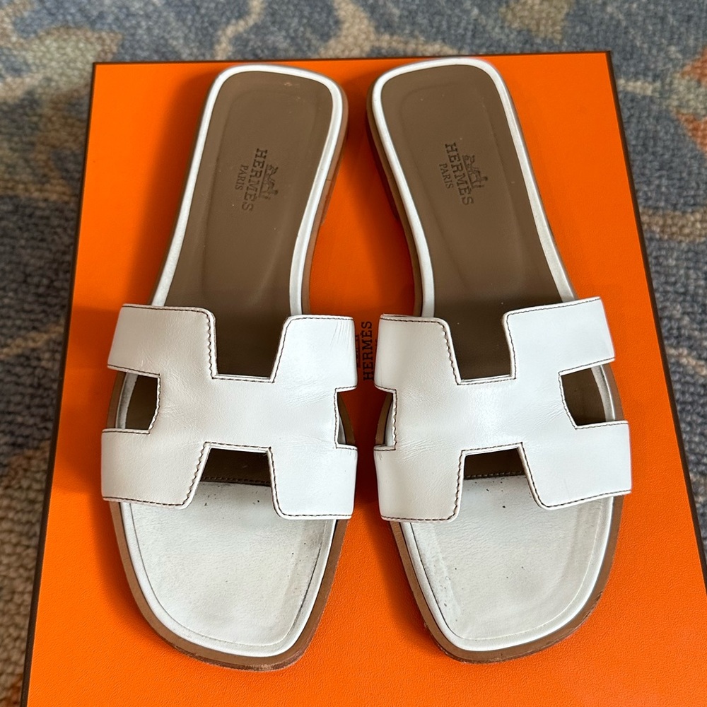 Hermes Oran Sandal - White, 37.5